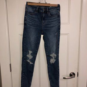 Woman's American Eagle Blue Skinny Jeans